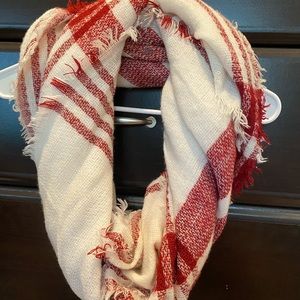 Scarf!